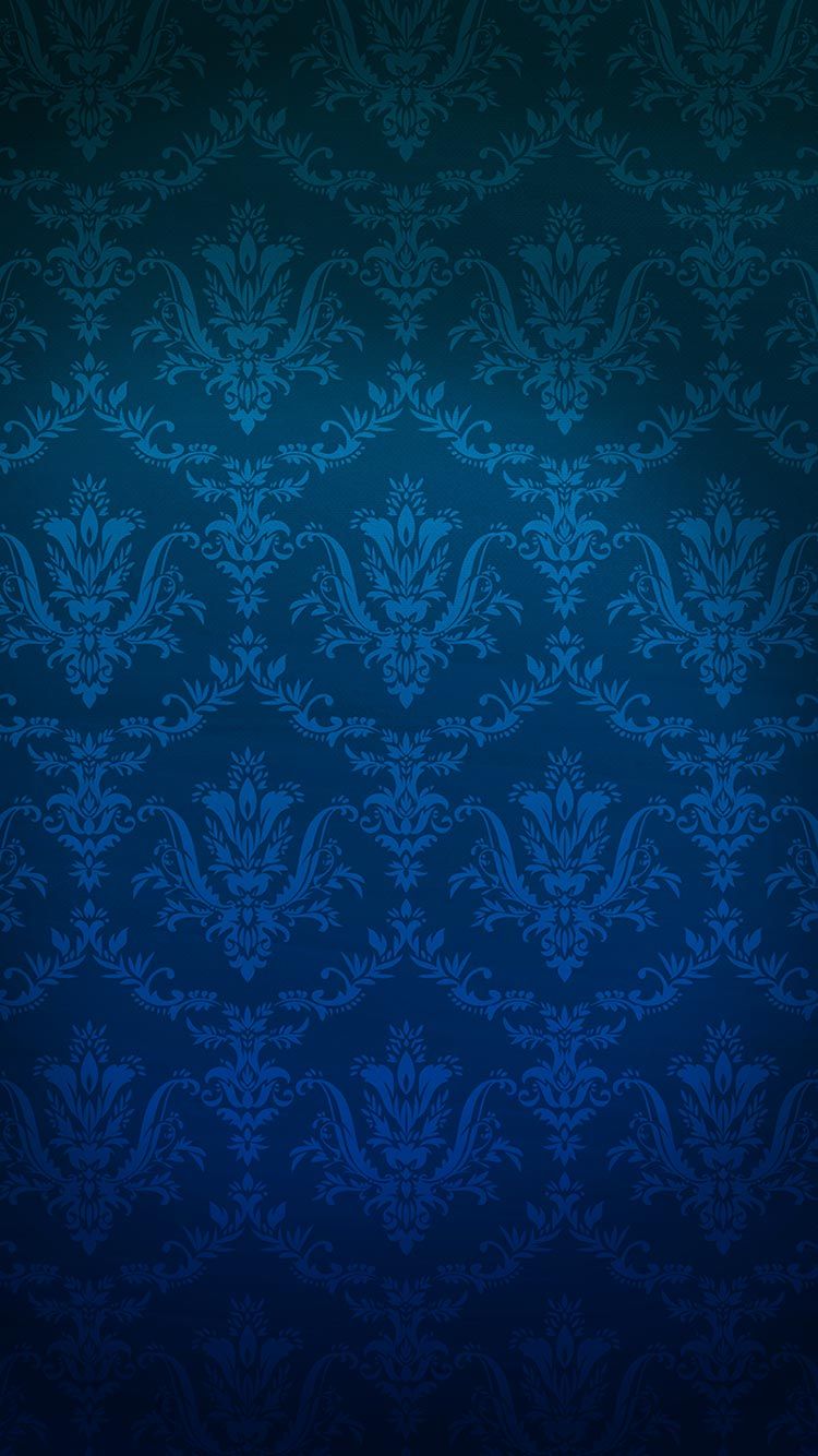 Wallpaper: blaue Damast-Tapete aus dem Hotel.